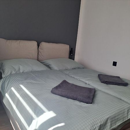 Green Apartament 21 Oswiecim Ngoại thất bức ảnh